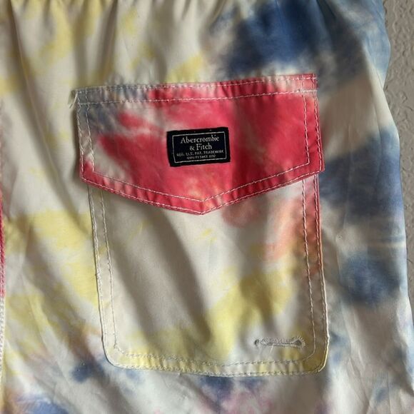 Abercrombie & Fitch swim shorts EUC Sz M - Picture 5 of 15